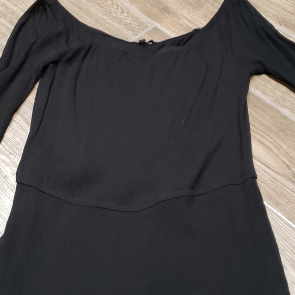 Black Romper - Picture 2 of 4